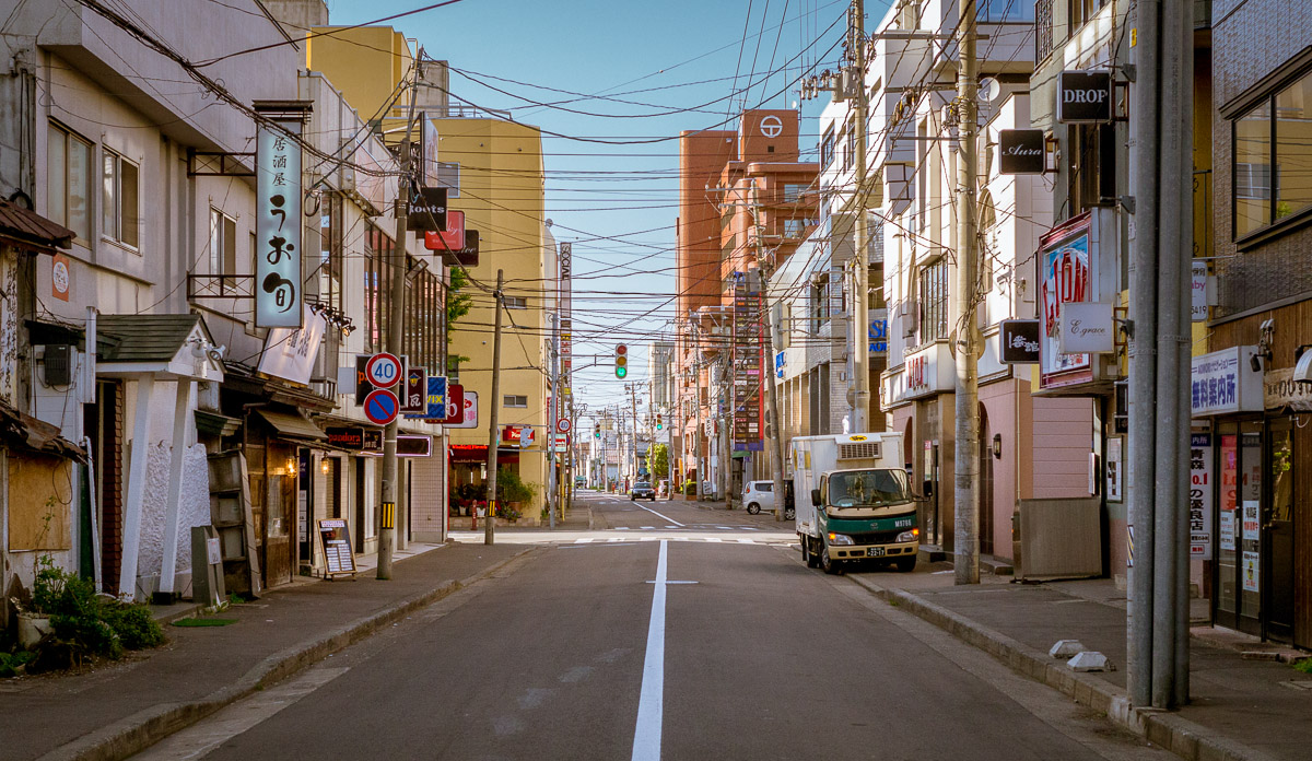 Quiet Streets of Aomori - Suggestion of Motion