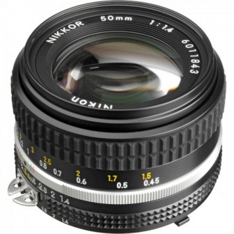 Nikon F 50mm f/1.4 AI-S