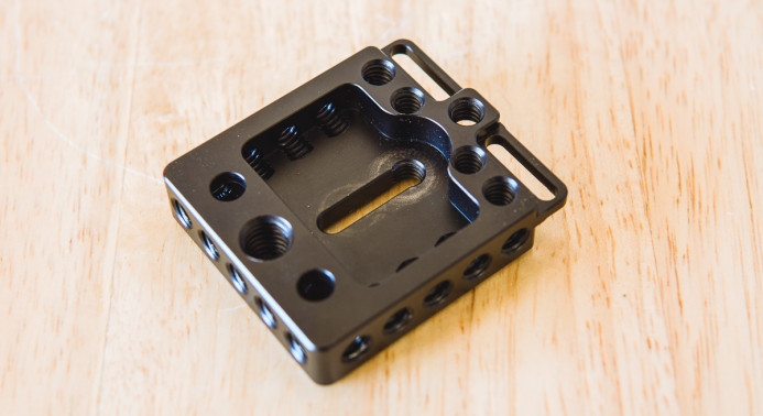 Only two central mounting points on baseplate