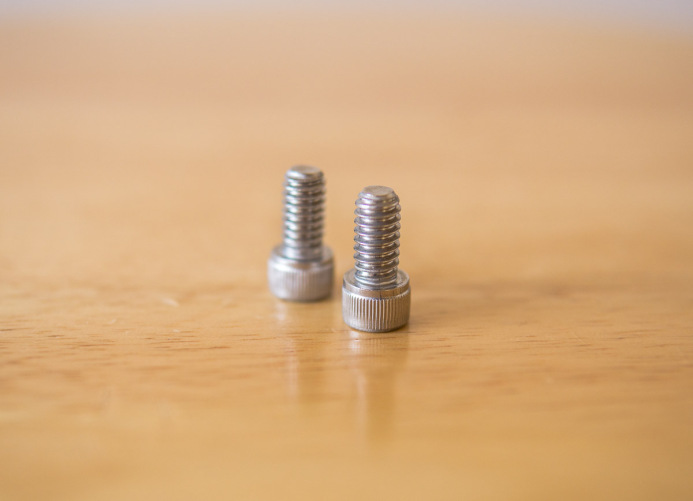 Dovetail mounting bolts