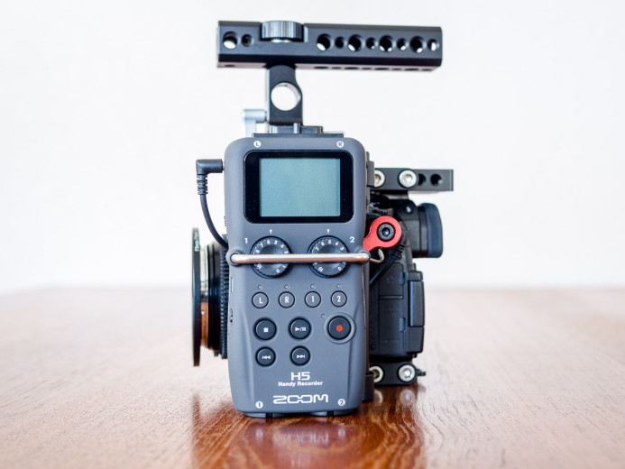 Zoom H5 on compact rig